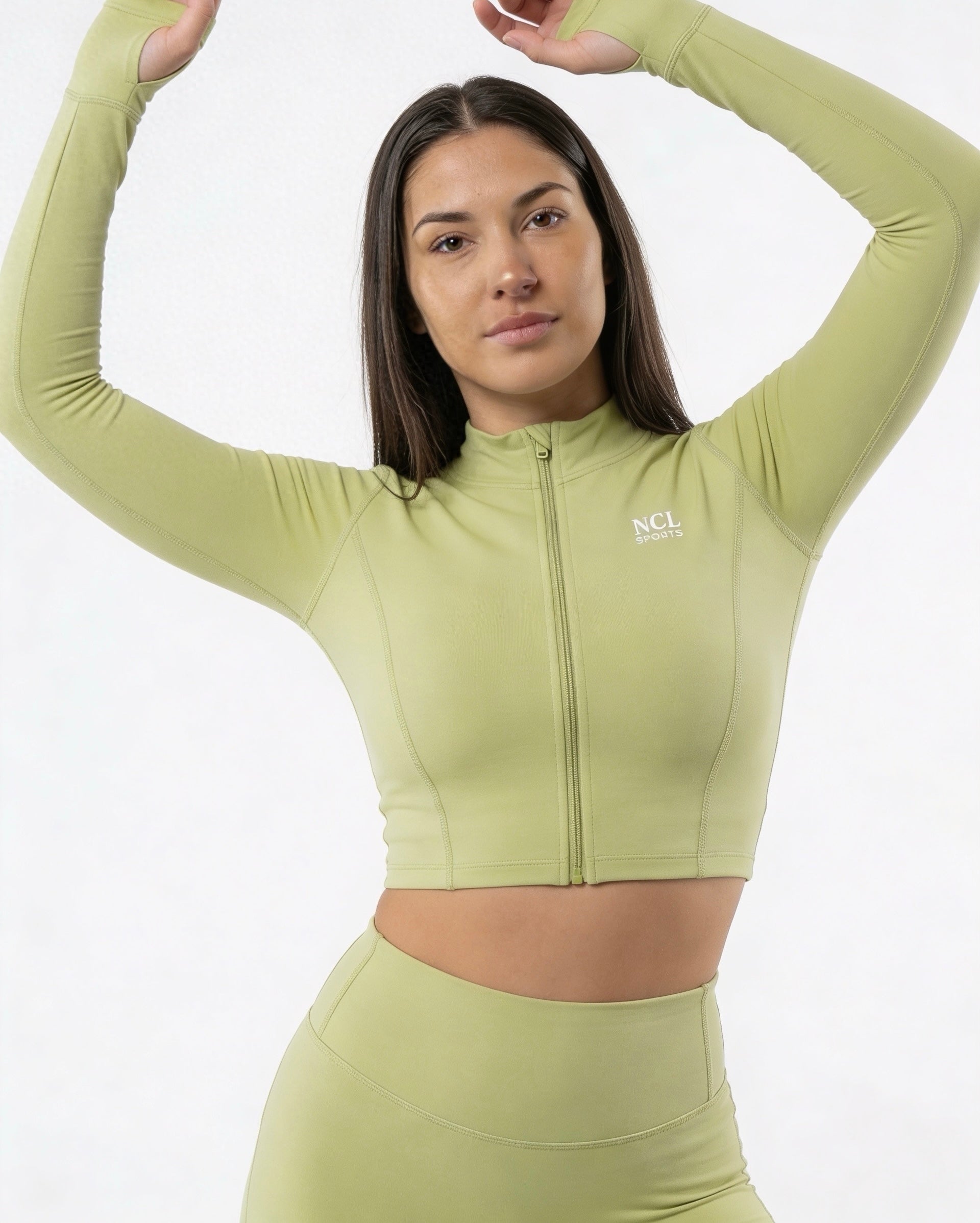 Kurze Gym-Jacke mit Reißverschluss und Daumenlöchern